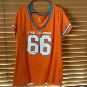 Dolphins t-shirt
